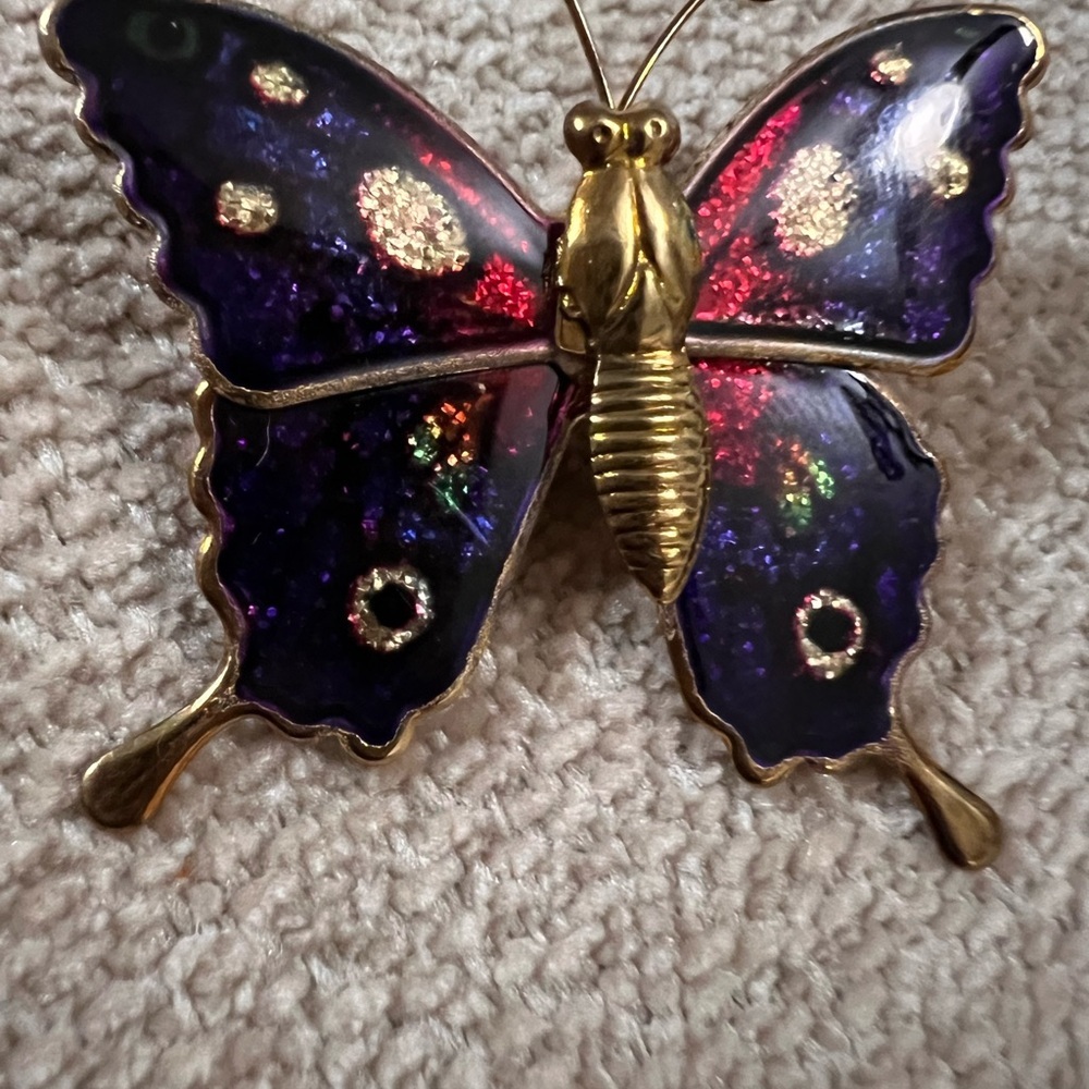 Vintage Deadstock Purple Butterfly Brooch - Picture 2 of 5